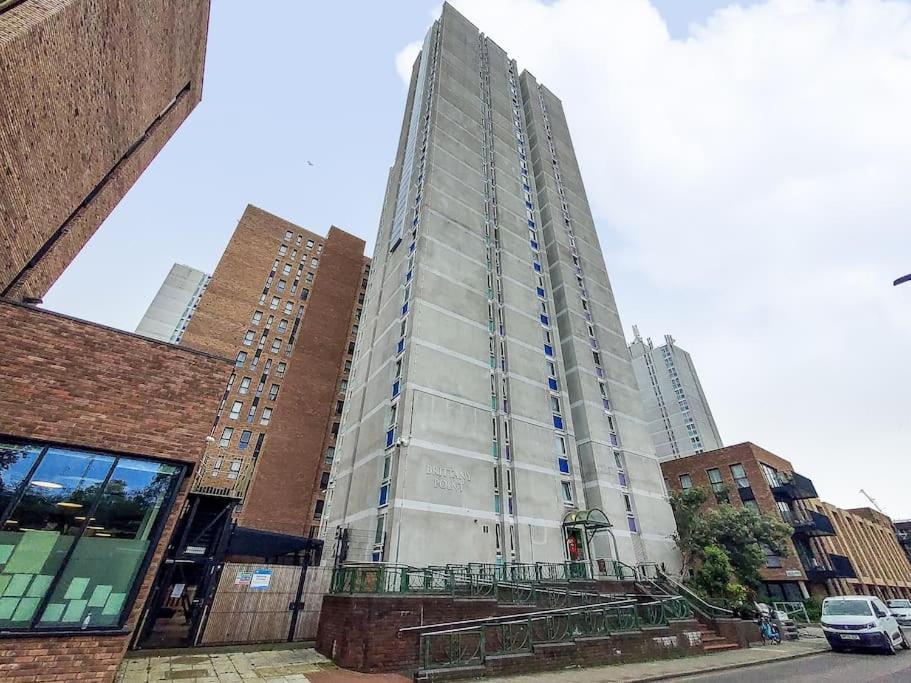 Apartament Modern Living In Stylish 3-bed Flat Londra